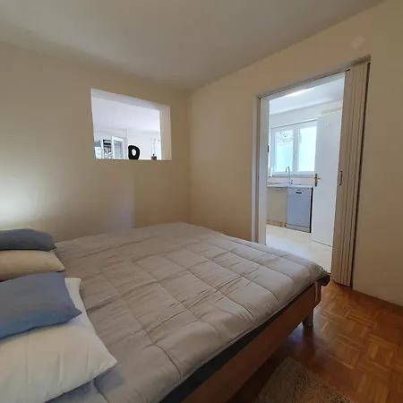 Apartment Tatjana Ap2 *